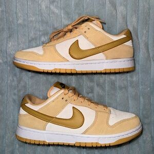 Nike Dunk Low LX 
“Gold Suede”